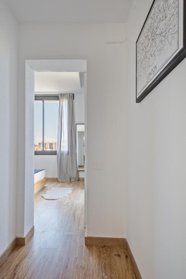 Blau Atic Apartment Барселона Экстерьер фото